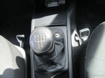 ŠKODA FÁBIA 1.2 12V r.v.2006 nová v čr.po 1.maj.naj.91 600km - 15