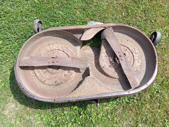 Kosiště sečení MTD 102 cm - 15