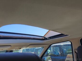 Rover Range zlevňeno - 15