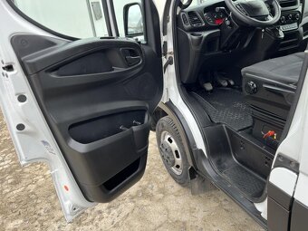Prodám Iveco Daily  3.0, 50C15. Celk.hmotnost: 3.500kg. - 15