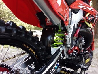 Honda CR250-07 - 15