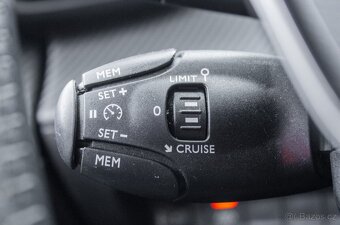 Peugeot 2008 1.5 HDI - 15