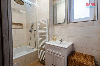 Prodej rodinného domu, 176 m², Makotřasy - 15