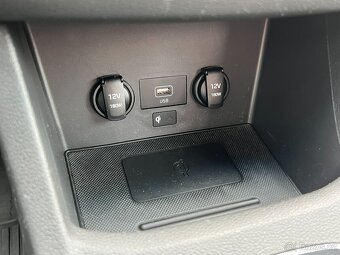 Hyundai i30 1.6 CRDI SMART ČR NOVÉ - 15