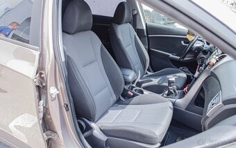 Hyundai i30 1.6 CRDi - 15