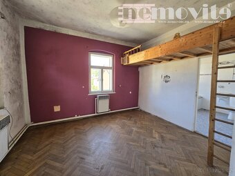 Exkluzivně nabízíme na prodej vícegenerační dům, 977 m2 - No - 15