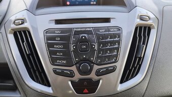Ford Tourneo Custom 2.2 TDCi Titanium LONG 8MÍST 2XŠOUPAČKY - 15