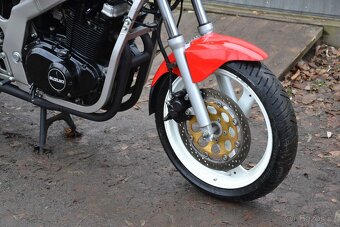 Suzuki GS 500E Slingshot - 15