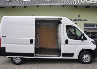Peugeot Boxer 3300 L2H2 2.2 BlueHDi 140k nafta manuál 103 kw - 15