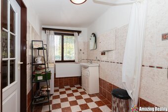 Prodej rodinného domu po rekonstrukci v obci Chotutice - 15