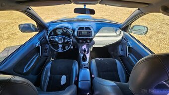 TOYOTA RAV4 2.0D 4X4 AWD Tažné - 15