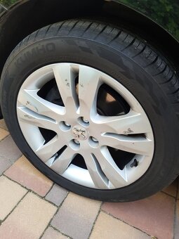 Peugeot 5008 - 15
