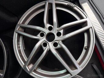 Kola Audi 5x112 R18 , střed 66.6 mm - 15