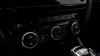 Škoda Octavia 2.0 TDI CR DPF RS 4x4 DSG - 15