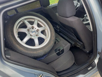 BMW Řada 3, 320i digiklima+alu+Navi - 15