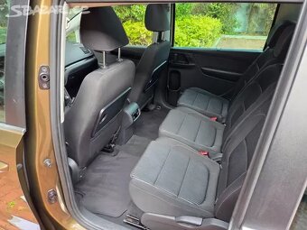 Alhambra 2.0TDI/125kW DSG,7.míst,xenon,tažné,kamera,navi - 15