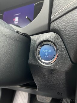 Toyota Rav4 2.5 HEV 163KW Hybrid 4x4 Comfort Style, Odp. DPH - 15