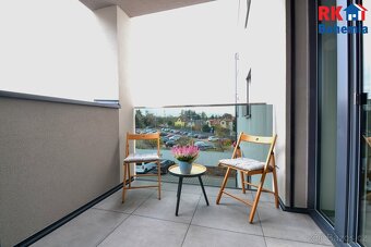Pronájem novostavby bytu 2+kk s lodžií a parkovacím stáním v - 15