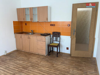 Prodej bytu 1+kk, 24 m², Louny, ul. Čs. armády - 15