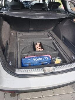 PRODÁM HYUNDAI i40 COMBI 1,7CRDI,104 KW, ČR, SERVISNÍ KNIŽKA - 15