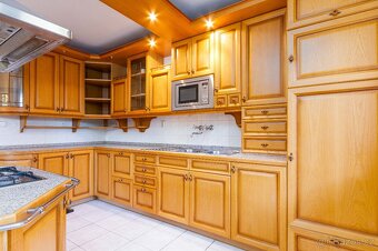 Rodinný dům k pronájmu ve Skalici s výhledem na Lysou horu - 15