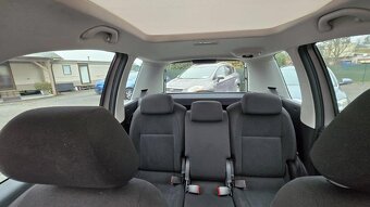 ŠKODA ROOMSTER 1.4 16V YOUNG - 15