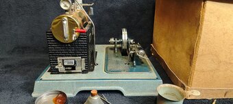 MÄRKLIN +- 100 let staré hračky NEJLEPŠÍ značky - 15