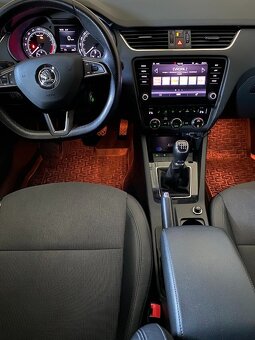 ŠKODA OCTAVIA combi,2.0.TDi, 110 kW,koupeno v ČR,LED - 15
