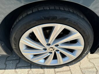 Škoda Octavia 2.0TDI 110kw DSG,matrix,head-up,kessy,el.kufr - 15
