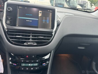 Peugeot 208 1,2 VTI 82 Allure 62KW 2012 - 15