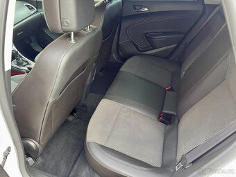 Opel Astra 2.0cdti/121kw, Cosmo, pěkný vůz - 15