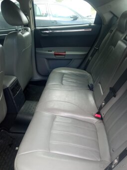 Chrysler 300C - 15