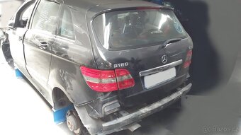Mercedes B180 – Nárazník, Světla, Kapota, Blatníky, Mlhovky, - 15