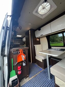 Obytná dodávka Mercedes Sprinter 316CDI KAWA - 15