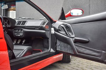Ferrari F355 Berlinetta z roku 1998 - 15
