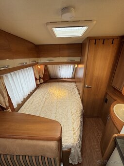 Hobby Excellent 410 SFE ~ Francouzská postel - 15