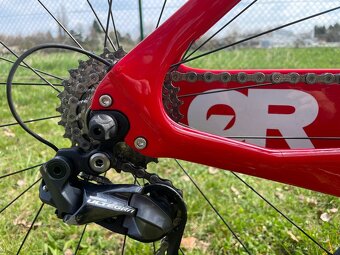 Triatlonové kolo – rám Quintana Roo PRsix (54 cm), Ultegra D - 15