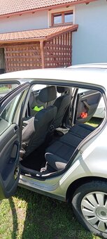 Prodám Volkswagen golf 5 2.0 TDI 103kw - 15