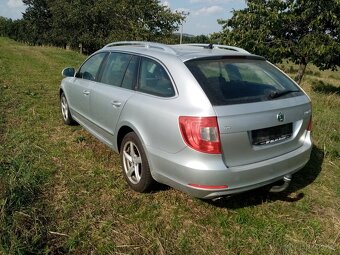 Superb 2 II combi TDI 103kw DSG alu 16 navi 2.majitel - 15
