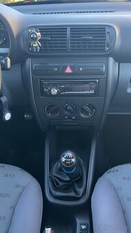 Seat Leon 1M1 1.6 16v 77 Kw (105 koní) - 15
