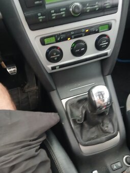 Škoda octavia 2 na díly bez tp - 15