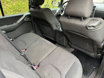 Nissan Pathfinder 2.5 128kw 4x4  7míst - 15