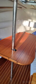 Prodám kajutovou platechnici Jeanneau Eolia 25 - 15