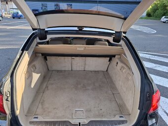 BMW F11 520 - 15