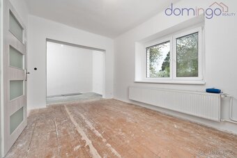 Prodej domu s rozsáhlými pozemky a stavebním potenciálem - 15
