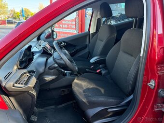 Peugeot 208 1.6HDi • 72kw • 4/2017 • 1.Majitel • ČR NOVÉ - 15