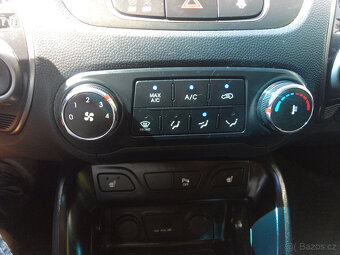 IX 35 2,0 i 122 kW, najeto jen 94.000 km - 15