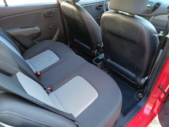Hyundai i10 1.1i Benzin 4 Valec 48 Kw Bez koroze 64 Tis Km - 15