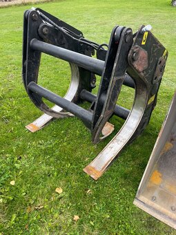 Čelní kolový nakladač Volvo L45H 9 808 mth 10 500 kg - 15