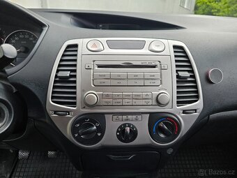 Hyundai i20 1.2 KLIMATIZACE - 15